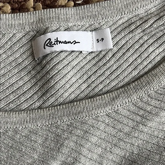Reitmans Light Gray Ribbed Knit Top - Picture 2 of 3